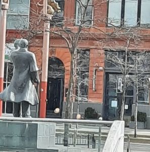 Meet your Posher, Siu